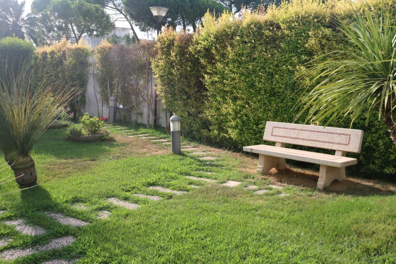 Villa Andrea Bari Exteriör bild