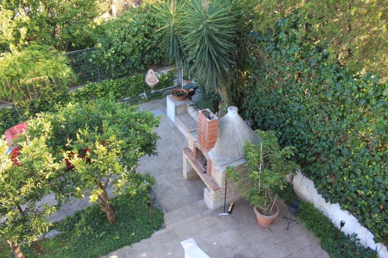 Villa Andrea Bari Exteriör bild