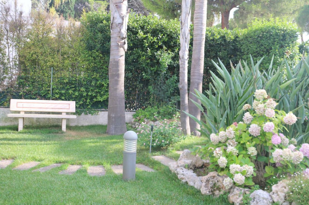 Villa Andrea Bari Exteriör bild
